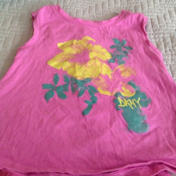 Little Dkny skirt and top set. - Picture 3 of 4